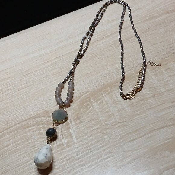 Fashion Jewelry Hand Crafted Multi Color Costume Jewelry Beaded Necklace #61 - Picture 2 of 7